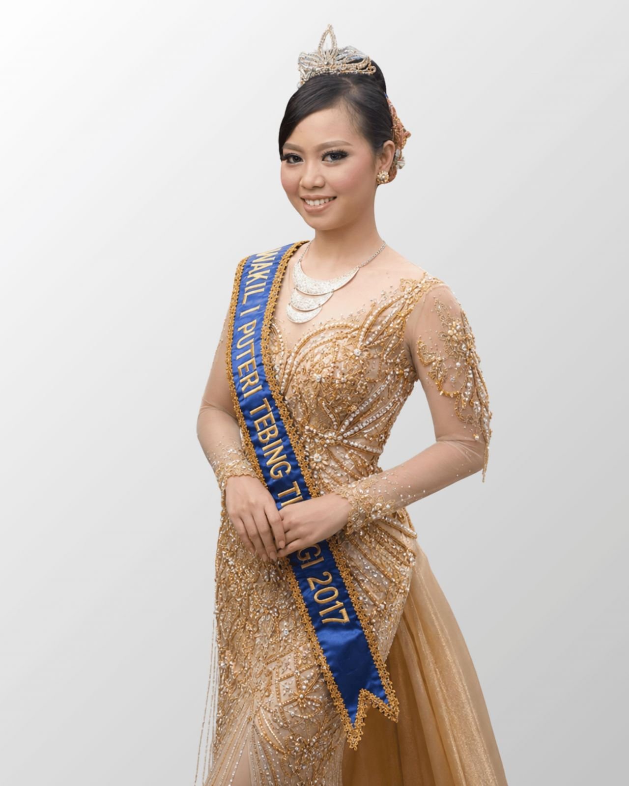 Elvina Riani